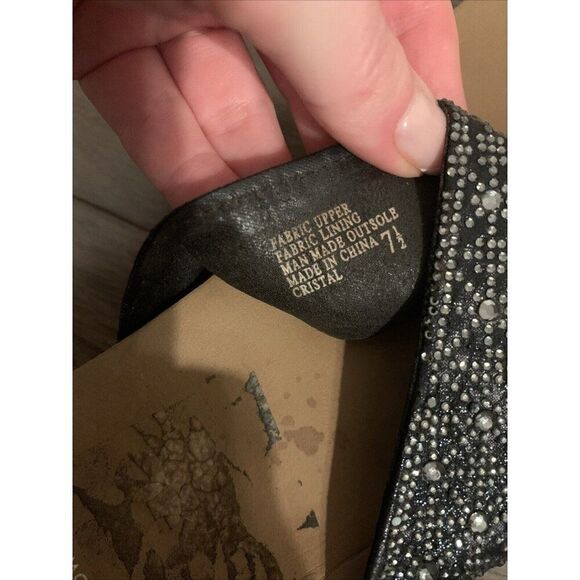 Yellowbox Comfort Cushion Black Brown Silver Crystal Flip Flips Sandals 7.5 - Picture 5 of 5